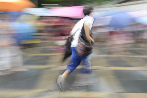 广州暴雨突袭，高考继续_91香蕉视频下载网站厂家